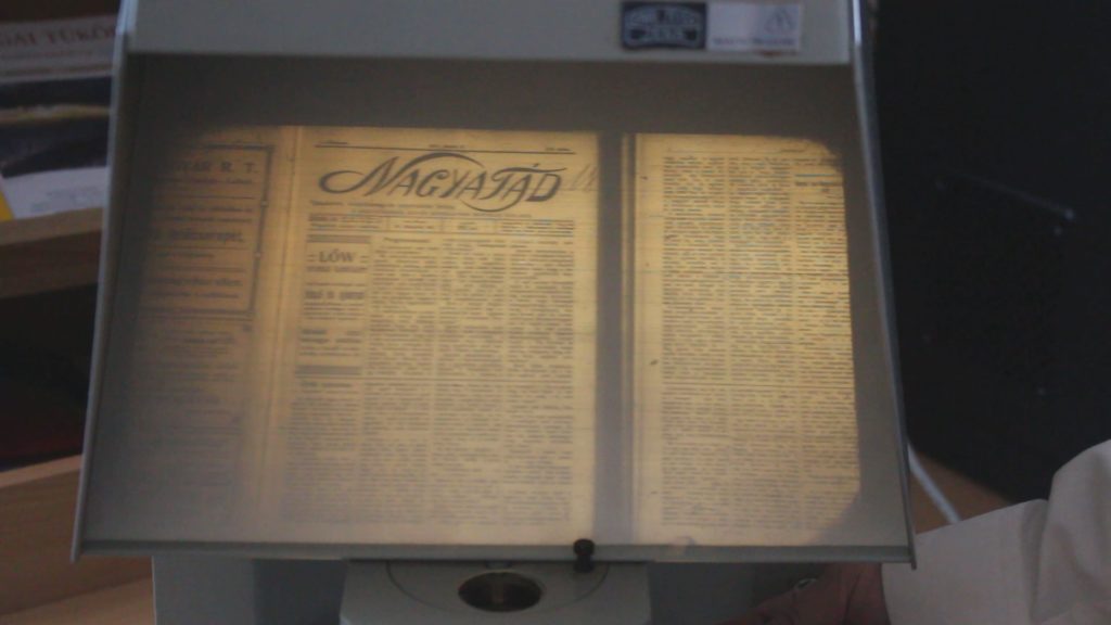 Nagyatád c. periodika mikrofilmolvasón látható képe. 